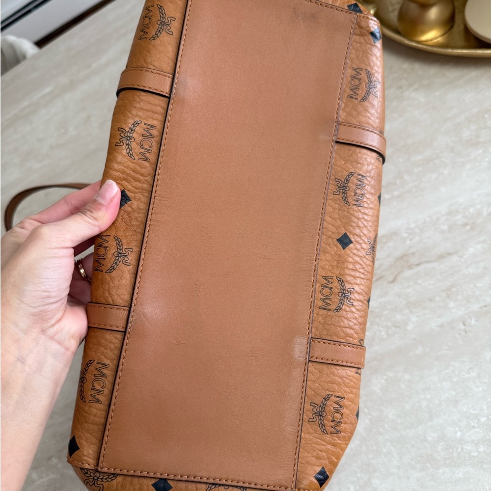 MCM Toni Top-Zip Shopper in Visetos Brown - Picture 6 of 13